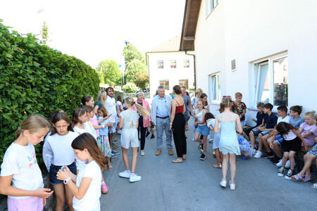 Kulturna prireditev Na lepi Menišiji 01 Foto Ljubo Vukelič